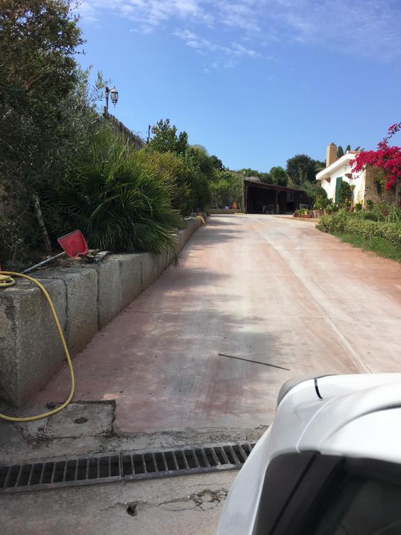 Casa Vacanze Sant'Antioco Bagian luar foto
