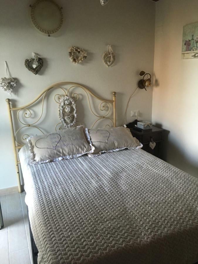 Casa Vacanze Sant'Antioco Bagian luar foto
